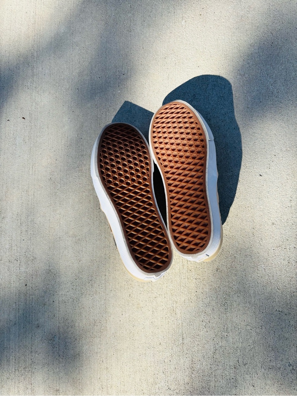 Vans Women’s Slip-On Loafers — Light Tan, or Metallic gold size 8.5 - Picture 4 of 13